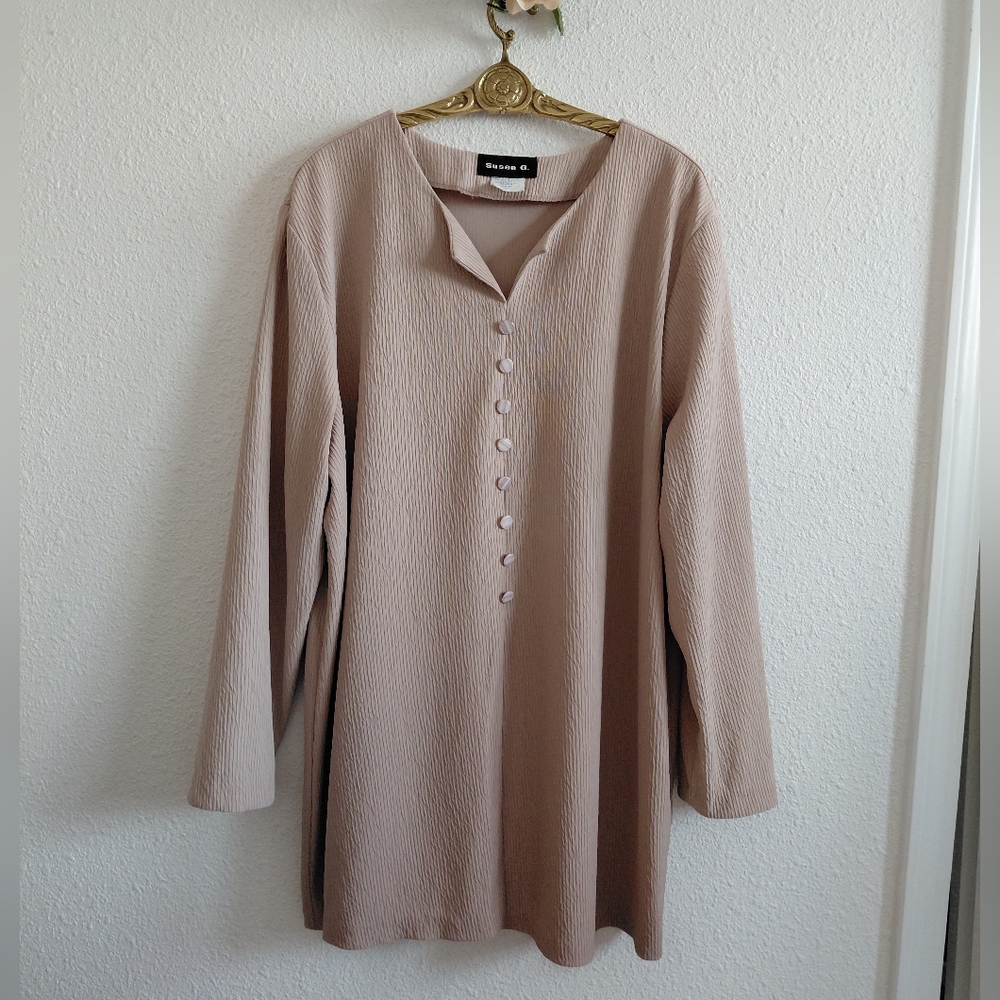 Vintage Susan G Longsleeve Tan Crinckled Tunic Top